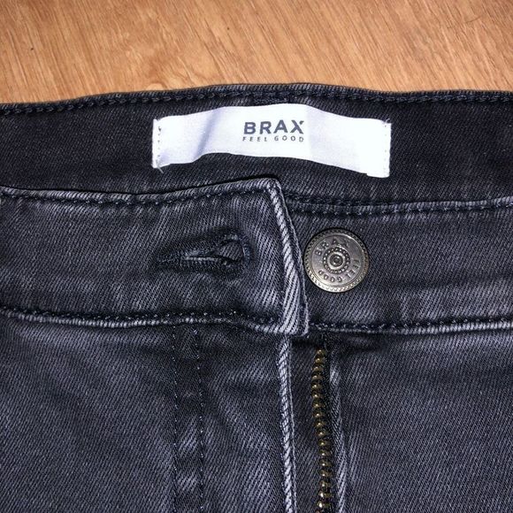 BRAX Jeans, STYLE MARY - Slim fit Straight Leg Charcoal Jeans Size 8S, MSRP $135 - Picture 4 of 9